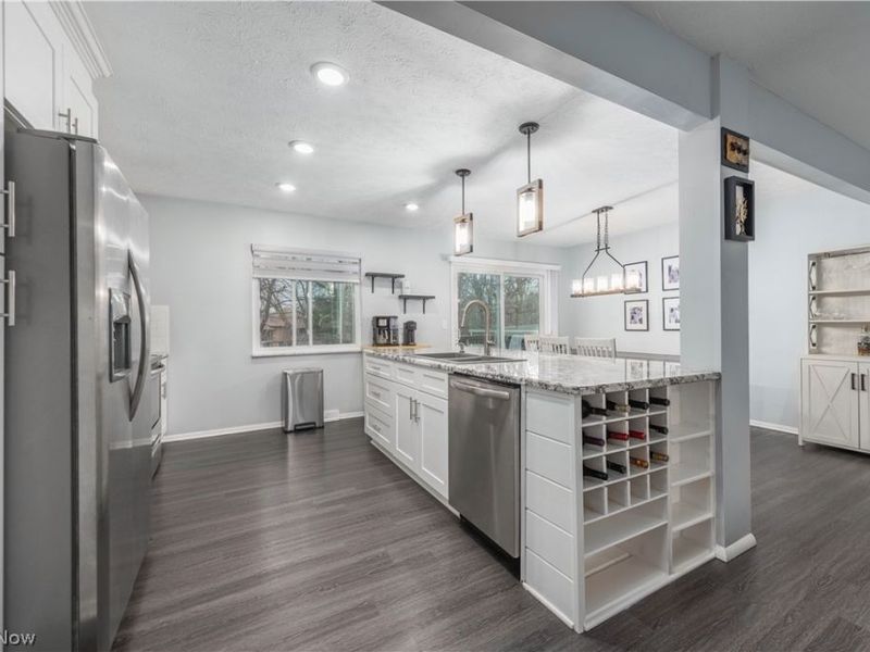 22900 Mastick Road, Fairview Park, OH 44126 Photo 13