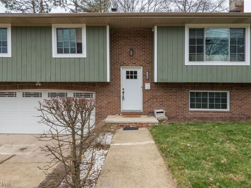 22900 Mastick Road, Fairview Park, OH 44126 Photo 2