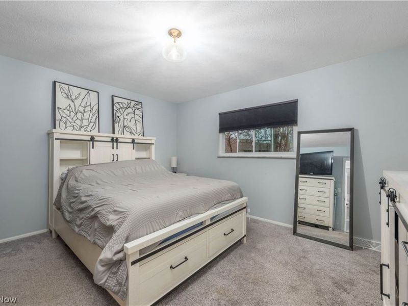 22900 Mastick Road, Fairview Park, OH 44126 Photo 21