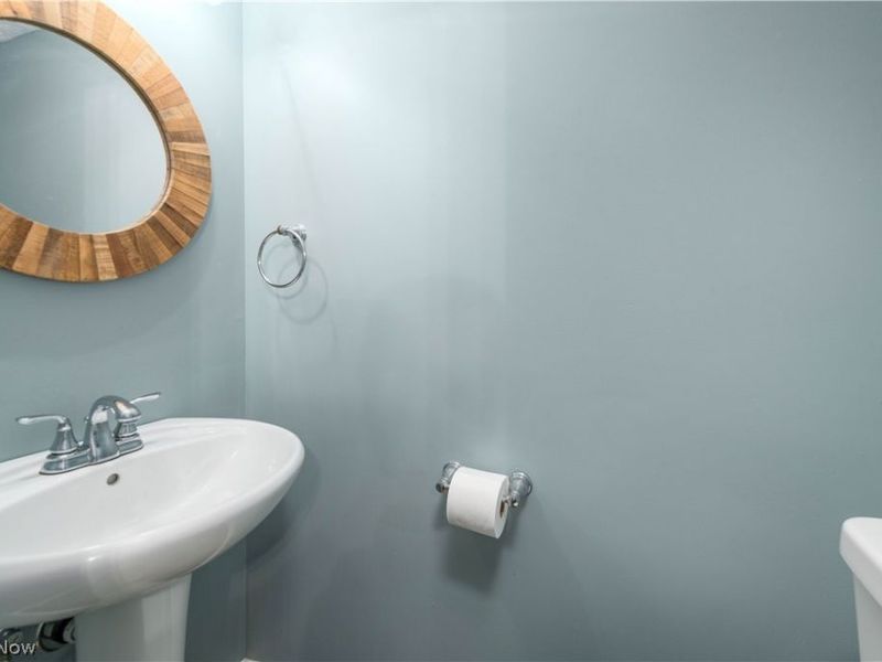 22900 Mastick Road, Fairview Park, OH 44126 Photo 39