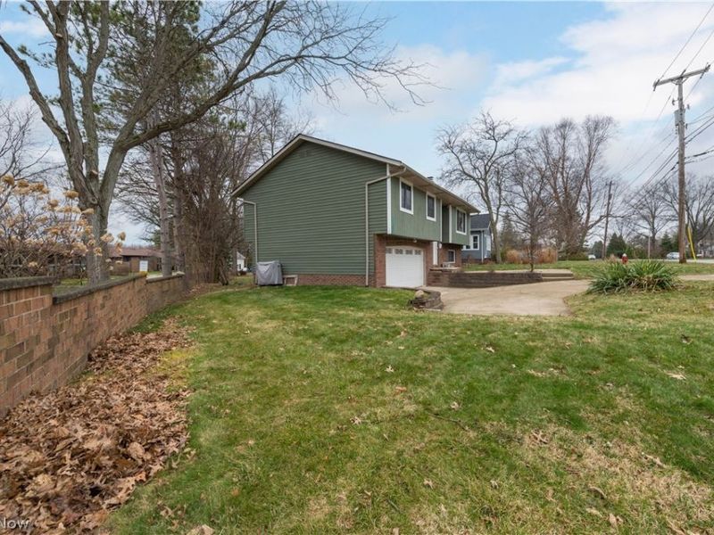 22900 Mastick Road, Fairview Park, OH 44126 Photo 49