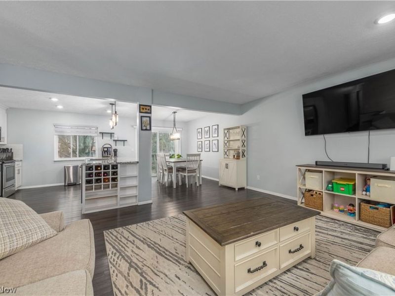 22900 Mastick Road, Fairview Park, OH 44126 Photo 6