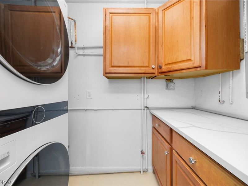 401 Columbia Road, Bay Village, OH 44140 Photo 13