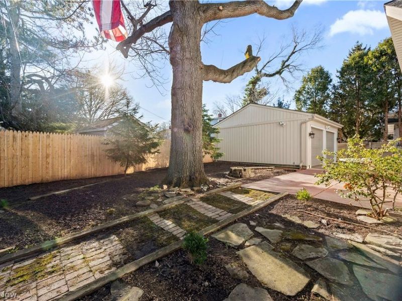 401 Columbia Road, Bay Village, OH 44140 Photo 38