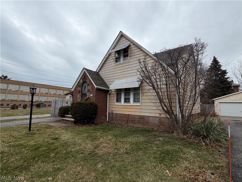 18033 Marcella Road, Cleveland, OH 44119 Photo 12