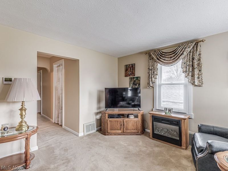 2025 Mcgowan Road, Norton, OH 44203 Photo 6