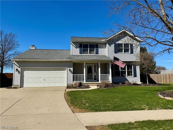 246 Syracuse Court, Elyria, OH 44035