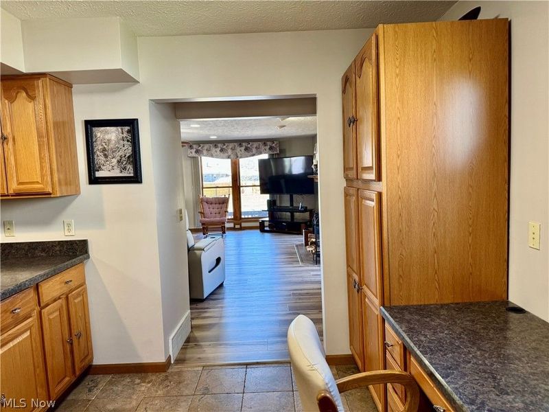 246 Syracuse Court, Elyria, OH 44035 Photo 10