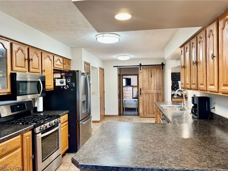 246 Syracuse Court, Elyria, OH 44035 Photo 11