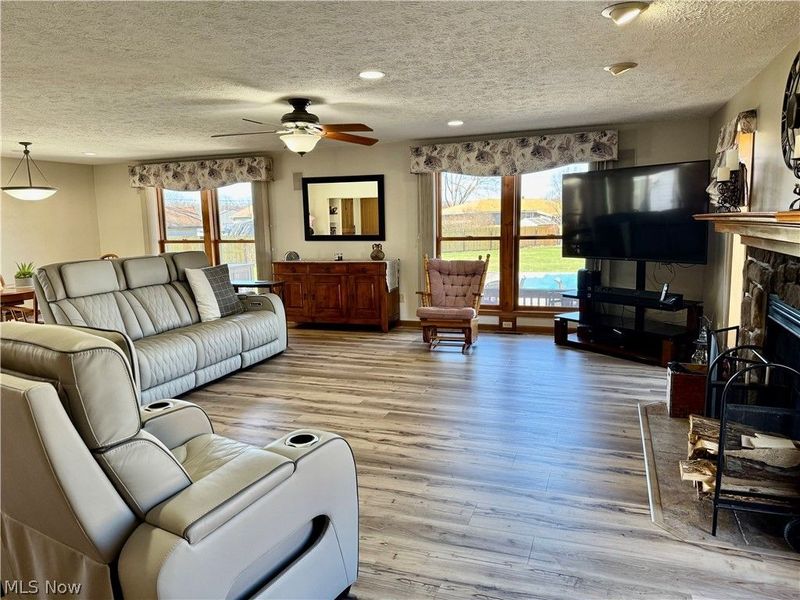 246 Syracuse Court, Elyria, OH 44035 Photo 13