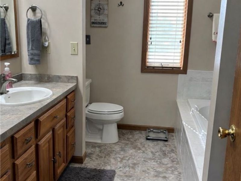 246 Syracuse Court, Elyria, OH 44035 Photo 44