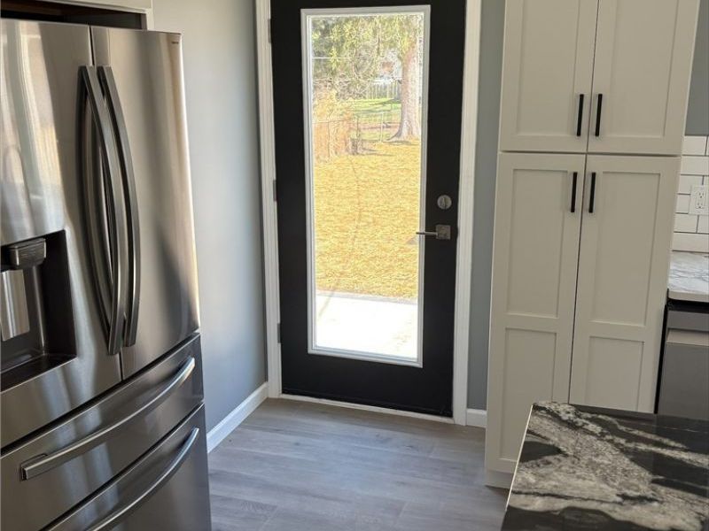 4027 W 227th Street, Fairview Park, OH 44126 Photo 5