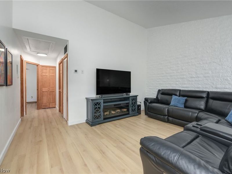 21872 River Oaks Drive, Unit H6, Rocky River, OH 44116 Photo 5