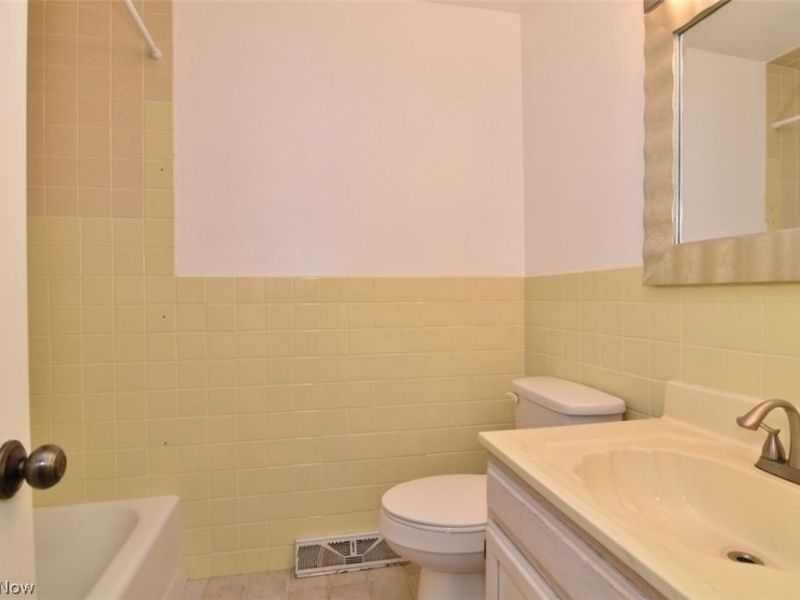 3333 Warrensville Center Road, Unit 305, Shaker Heights, OH 44122 Photo 15