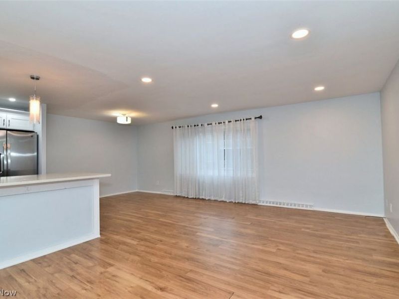 3333 Warrensville Center Road, Unit 305, Shaker Heights, OH 44122 Photo 4