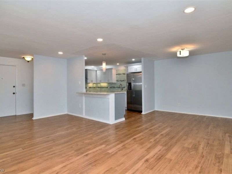 3333 Warrensville Center Road, Unit 305, Shaker Heights, OH 44122 Photo 5