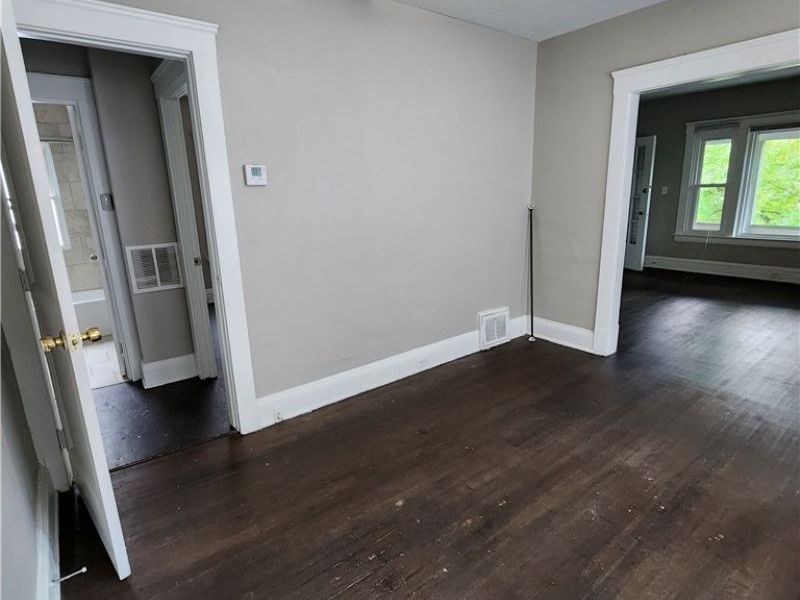 2623 Hampshire Road, Unit 2, Cleveland Heights, OH 44106 Photo 5