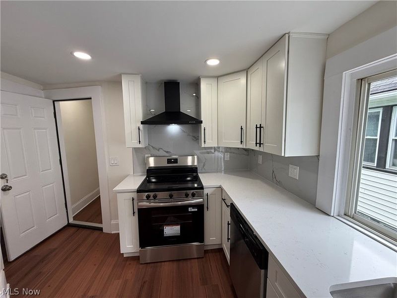 1326 W 110th Street, Cleveland, OH 44102 Photo 13