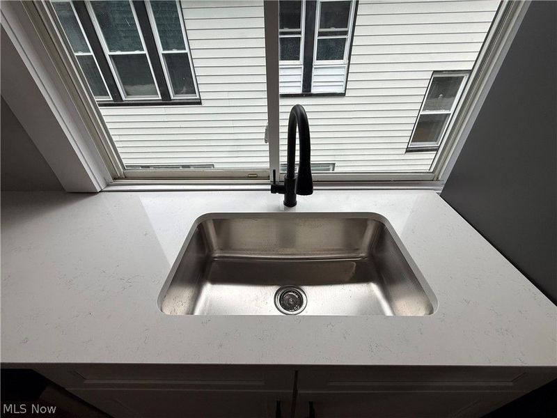 1326 W 110th Street, Cleveland, OH 44102 Photo 15