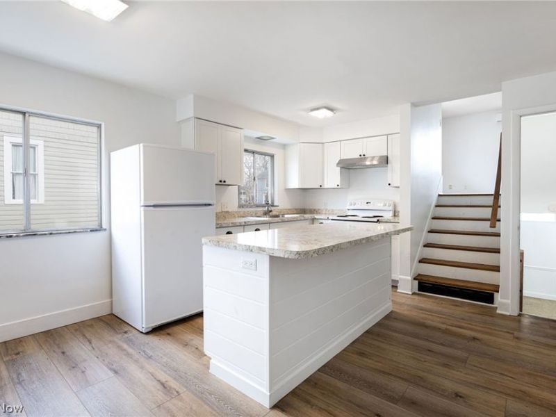 540 N Howard Street, Akron, OH 44310 Photo 8