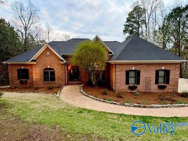 233 Fairway Drive, Cullman, AL 35057
