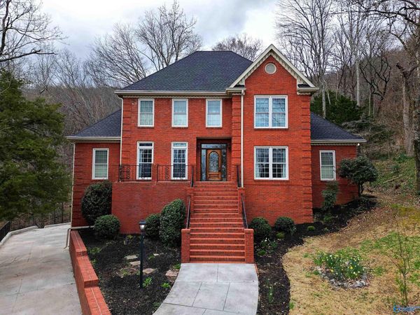 1319 Chesterfield Road, Huntsville, AL 35803