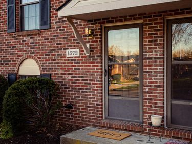 1372 Hartland Woods Way, Lexington, KY 40515