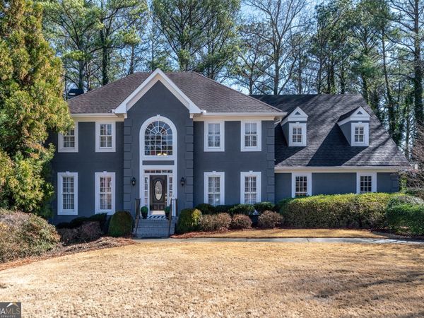 10985 Wilshire Chase Drive, Johns Creek, GA 30097