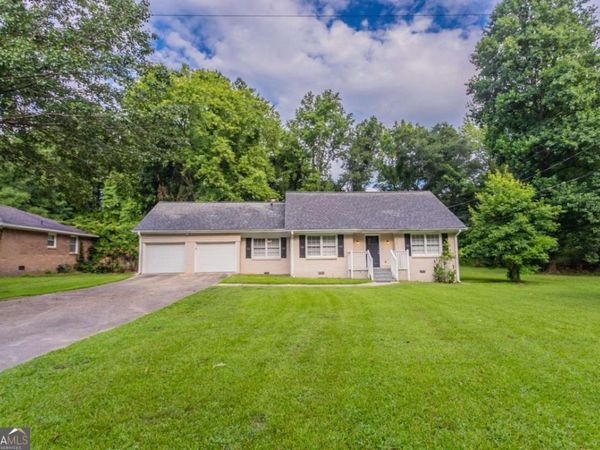 542 Hasty Drive, Lithia Springs, GA 30122