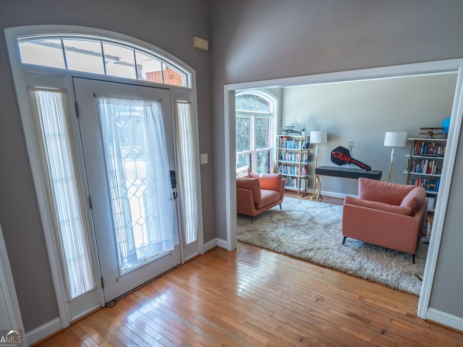 Property Image 4