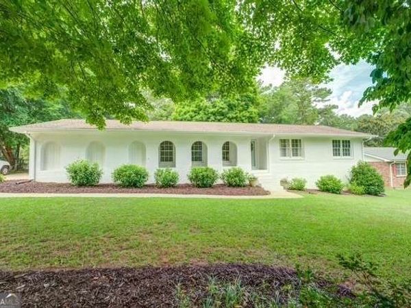 411 Burke Circle, Mcdonough, GA 30253