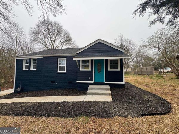 1418 E 10th Street, West Point, GA 31833