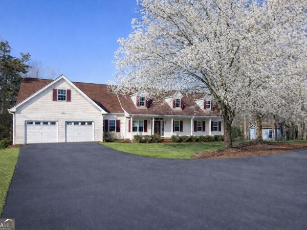 397 Sandhill Hickory Level Road, Carrollton, GA 30116