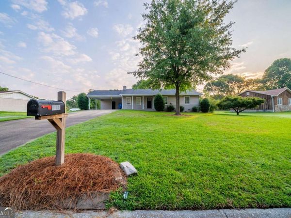 2091 Moon Drive SW, Conyers, GA 30094