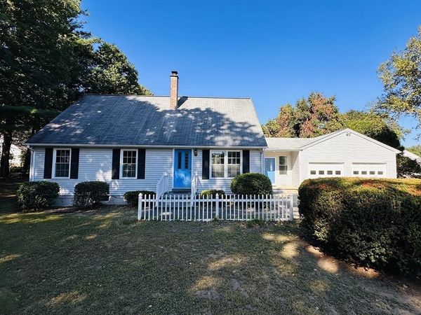 15 S Plain Rd, Sunderland, MA 01375