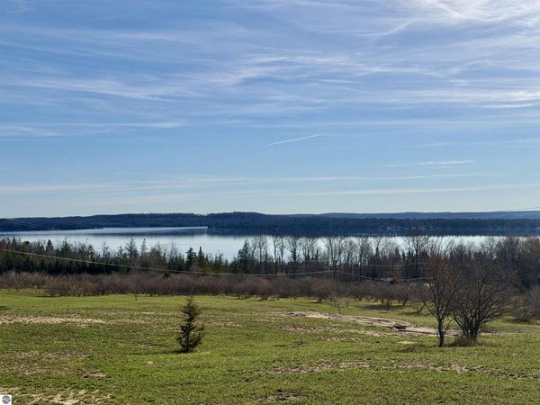 9088 Aurora Vista Trail, Williamsburg, MI 49690