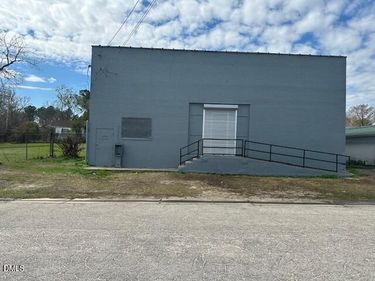 902 Douglas Street S, Wilson, NC 27893