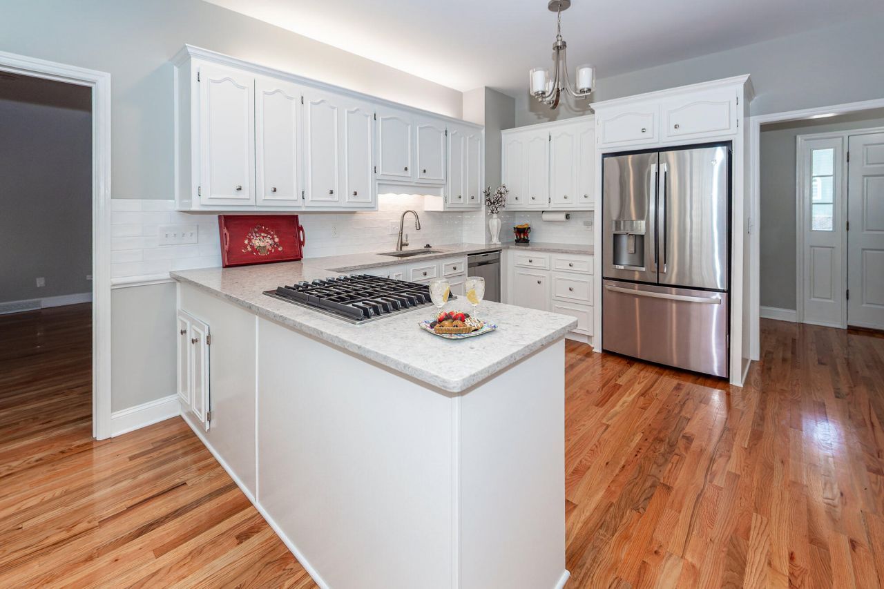 2001 Baltusrol Court Photo 17