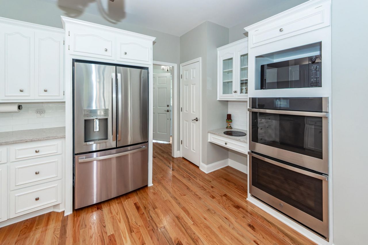 2001 Baltusrol Court Photo 21