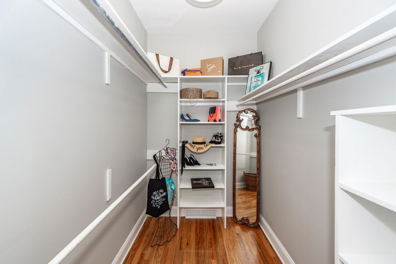 2001 Baltusrol Court Photo 28