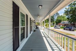 2001 Baltusrol Court photo 4