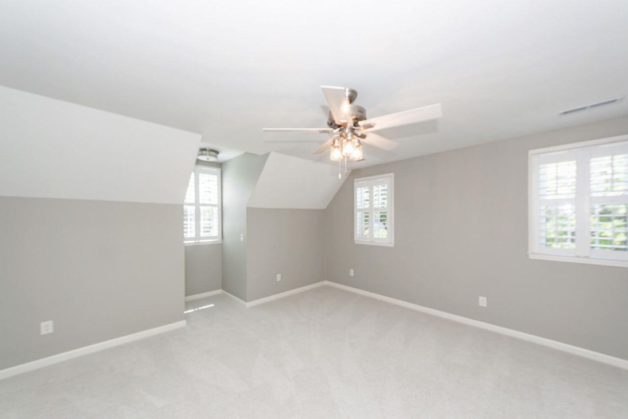 2001 Baltusrol Court Photo 45