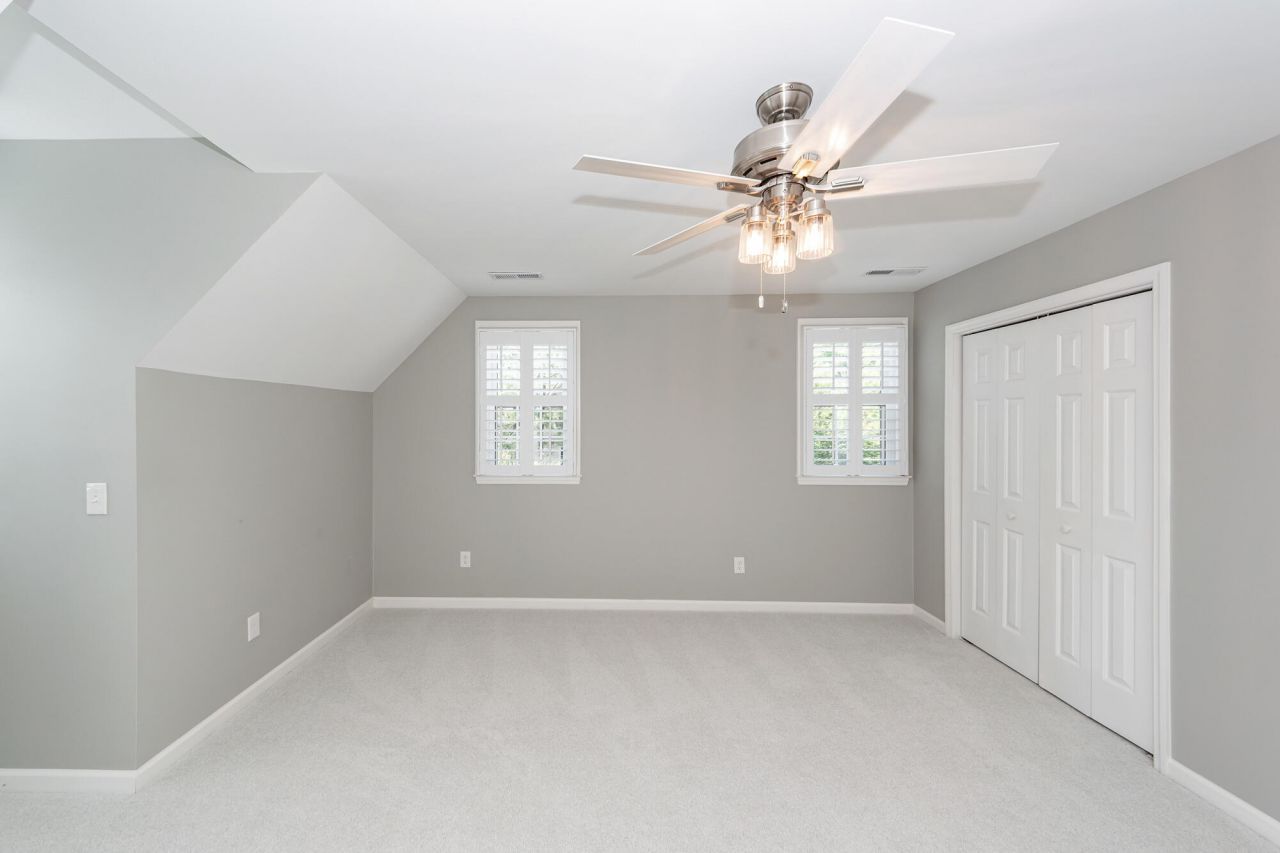 2001 Baltusrol Court Photo 46