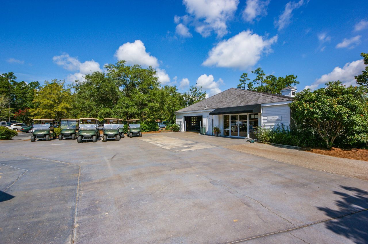 2001 Baltusrol Court Photo 80