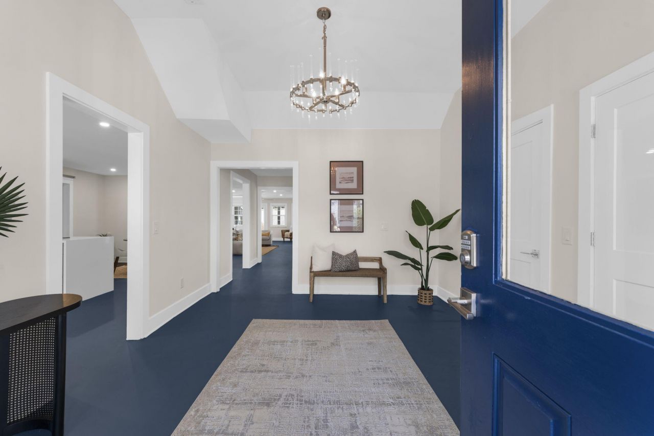 658 Fox Pond Drive Photo 13