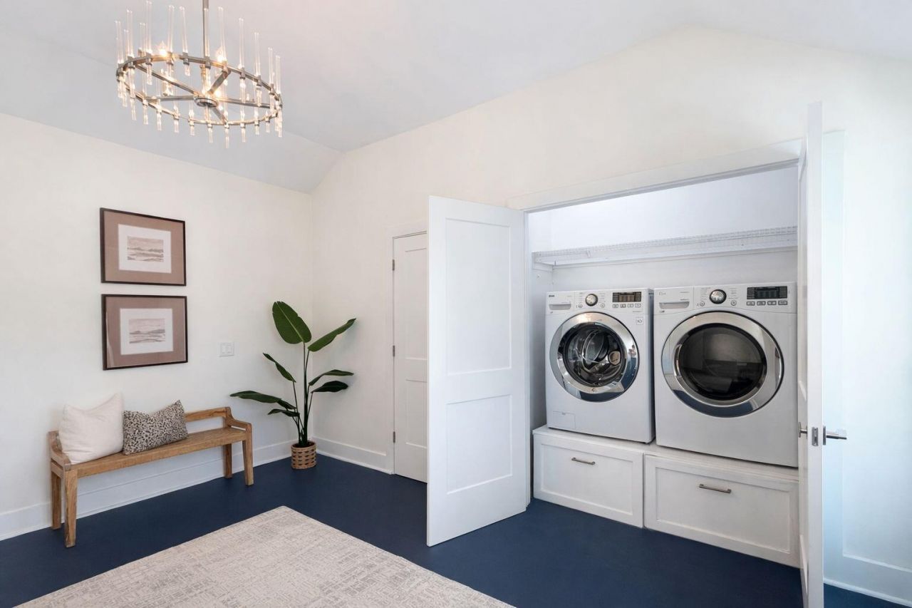 658 Fox Pond Drive Photo 16