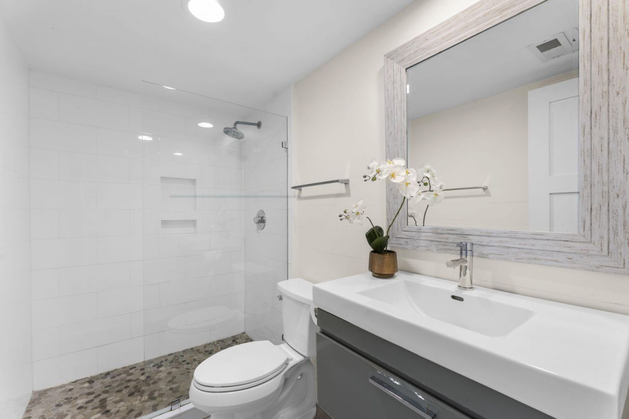 658 Fox Pond Drive Photo 34