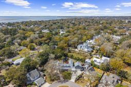 658 Fox Pond Drive photo 4