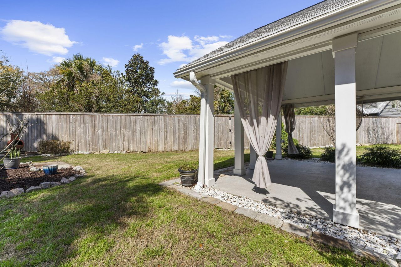 658 Fox Pond Drive Photo 47