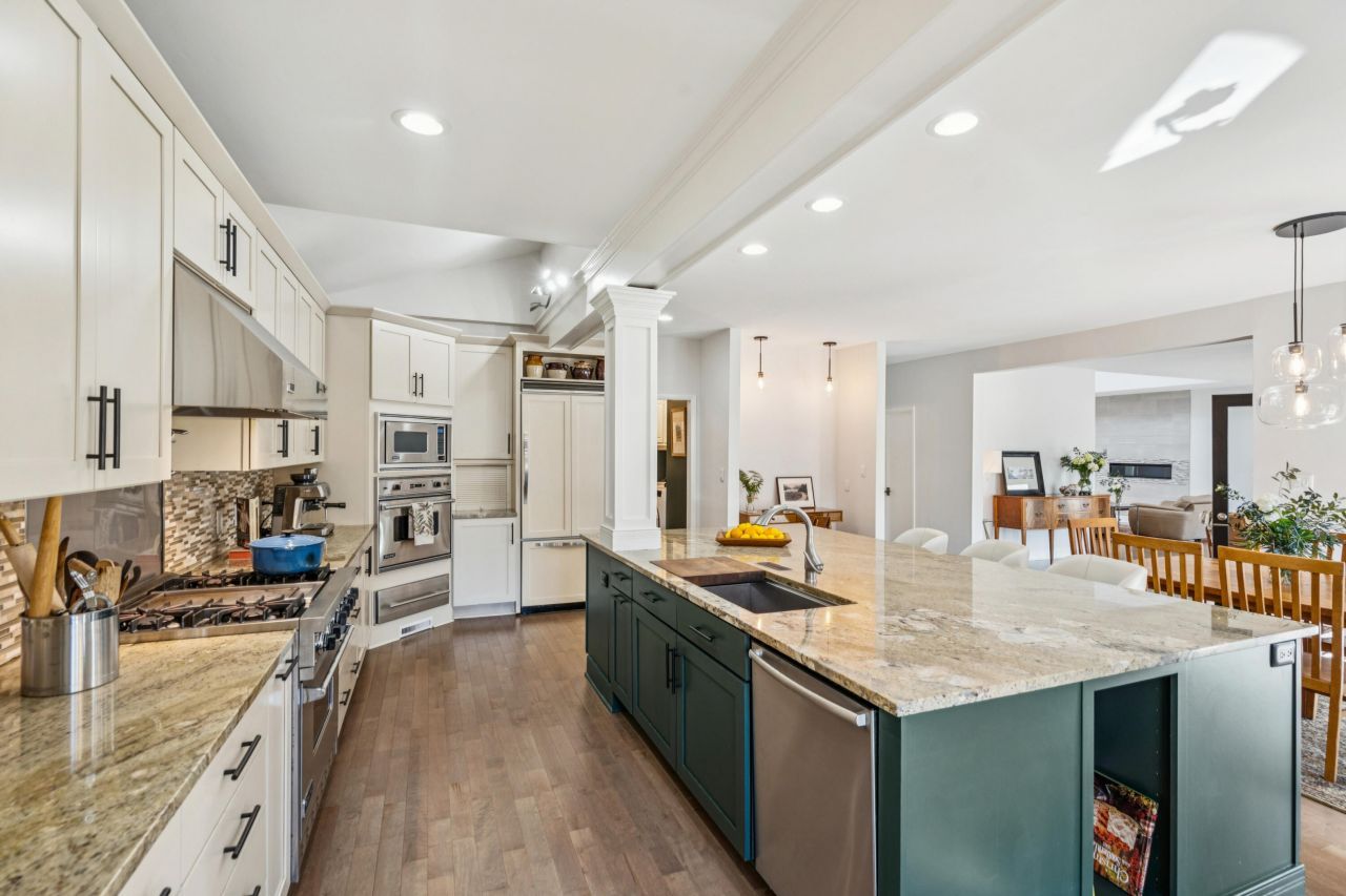 1015 Casseque Province Photo 15